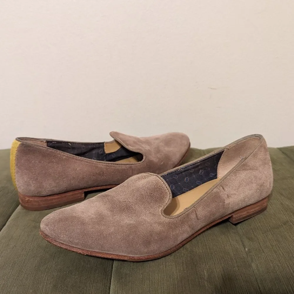 Sebago Hutton Smoking Taupe Suede Flat Loafers Slip on Sz 9
